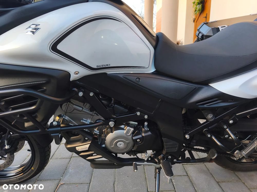 Suzuki V-STROM - 18