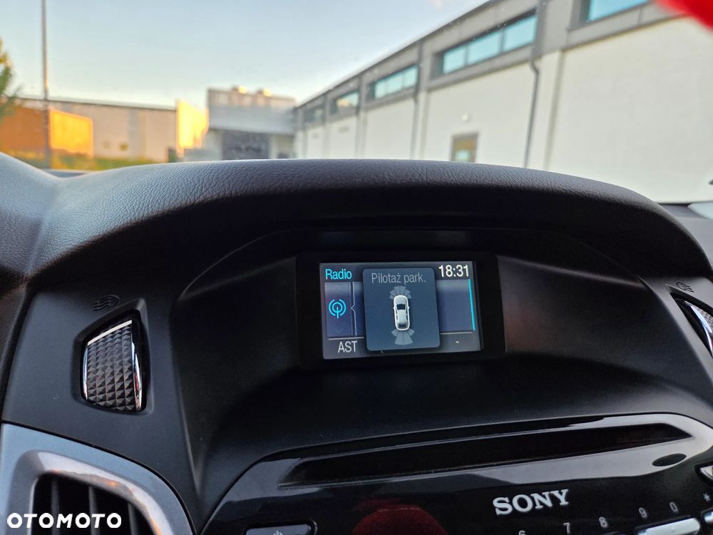 Ford Focus 1.6 EcoBoost Start-Stopp-System Titanium - 36