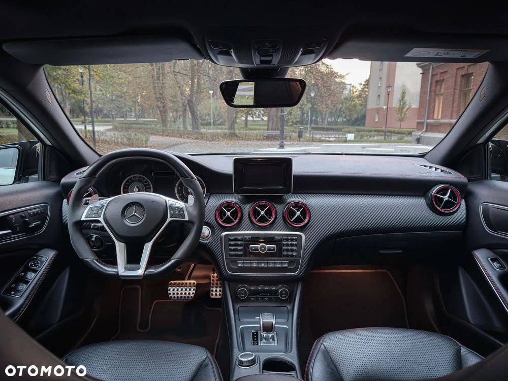 Mercedes-Benz Klasa A 45 AMG 4-Matic - 31