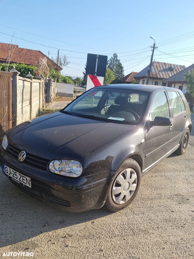Volkswagen Golf 1.4 Comfortline - 1