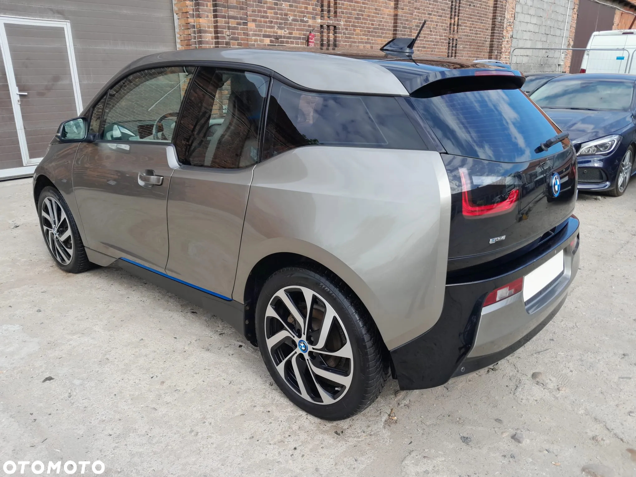 BMW i3 (Range Extender) - 9