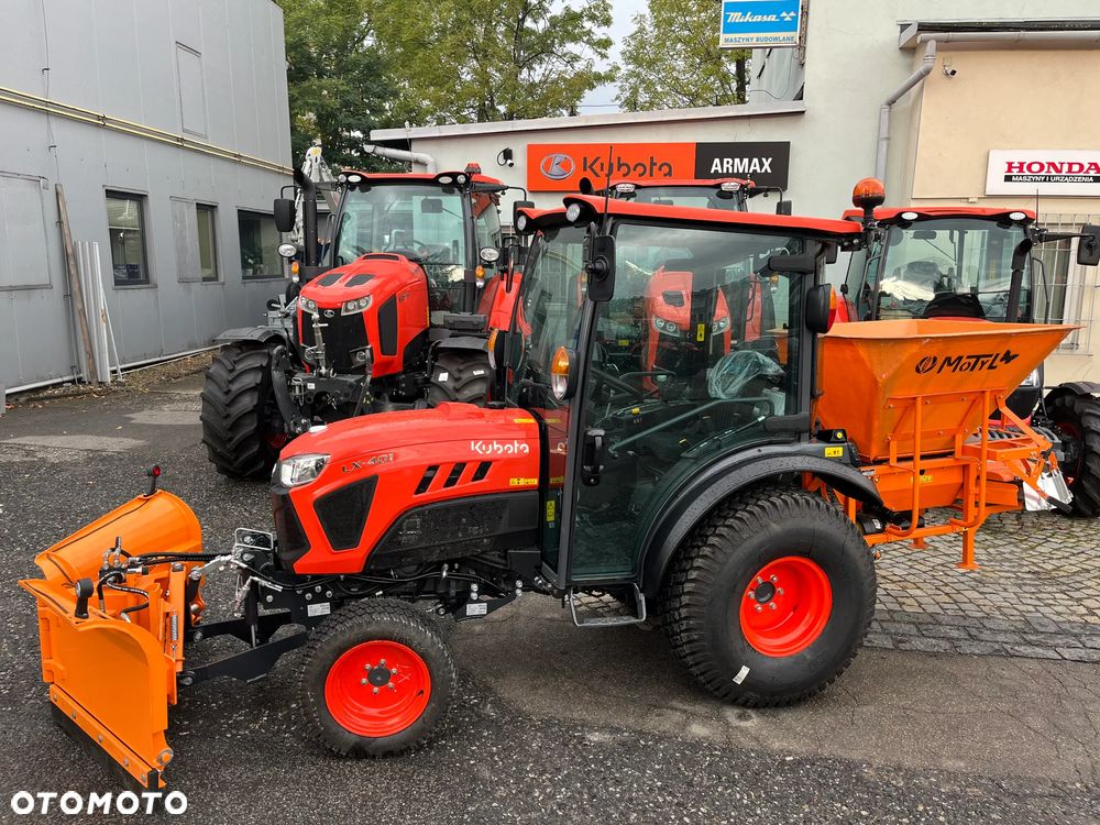 Kubota LX-401 CAB - 13