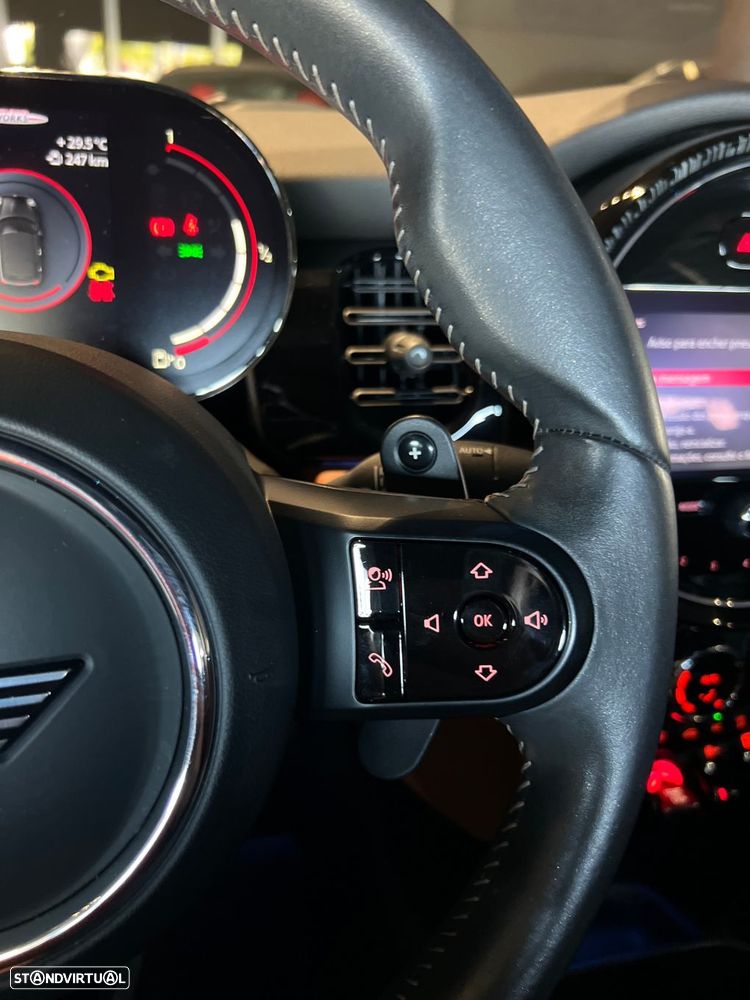 MINI Cabrio John Cooper Works Auto Desportiva - 29