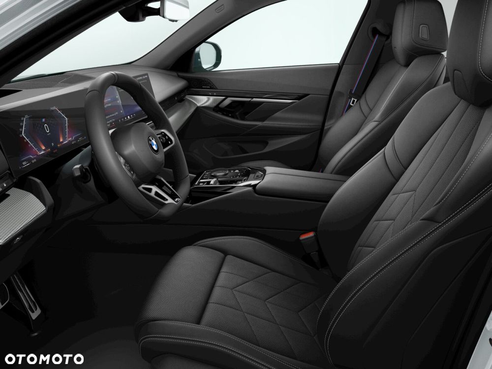 BMW Seria 5 520d xDrive mHEV M Sport - 8