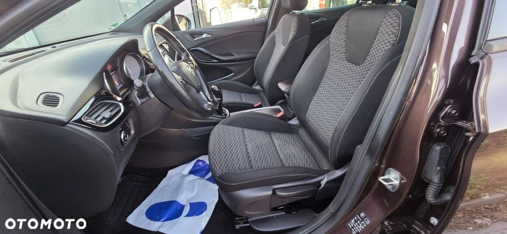 Opel Astra 1.6 D (CDTI) Start/Stop Innovation - 32