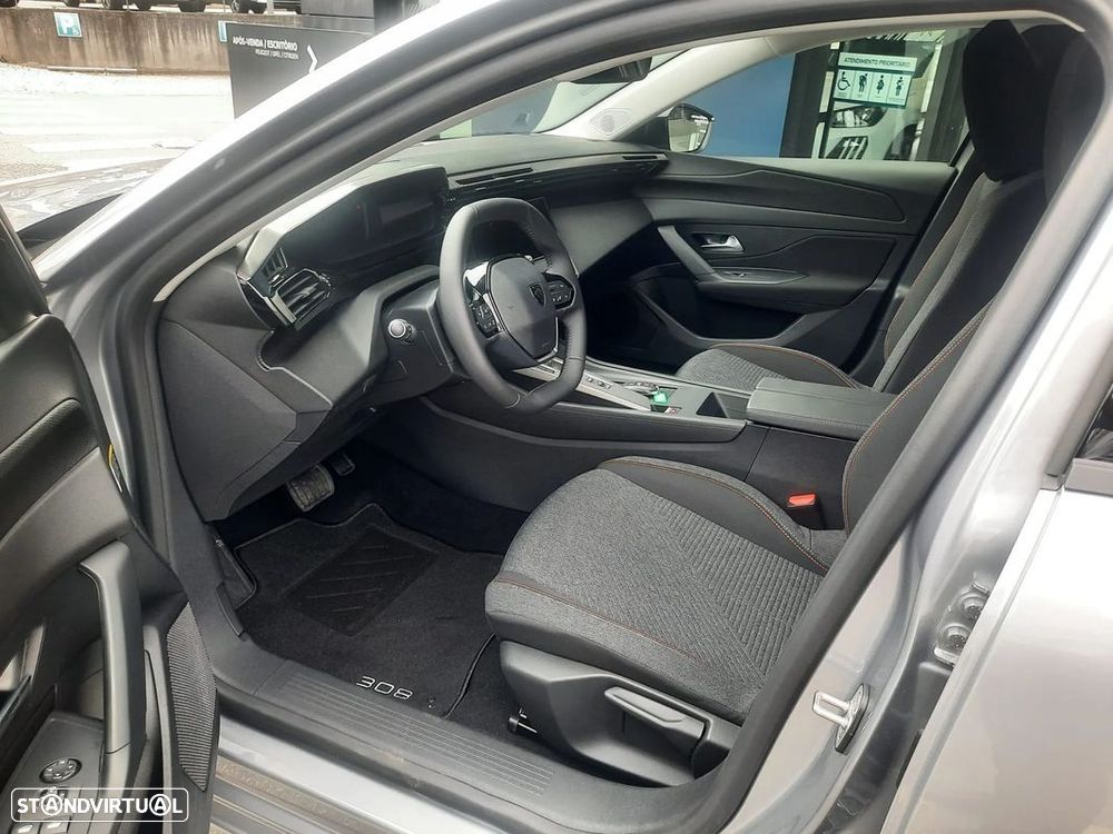 Peugeot 308 1.2 Hybrid Style e-DCS6 - 7