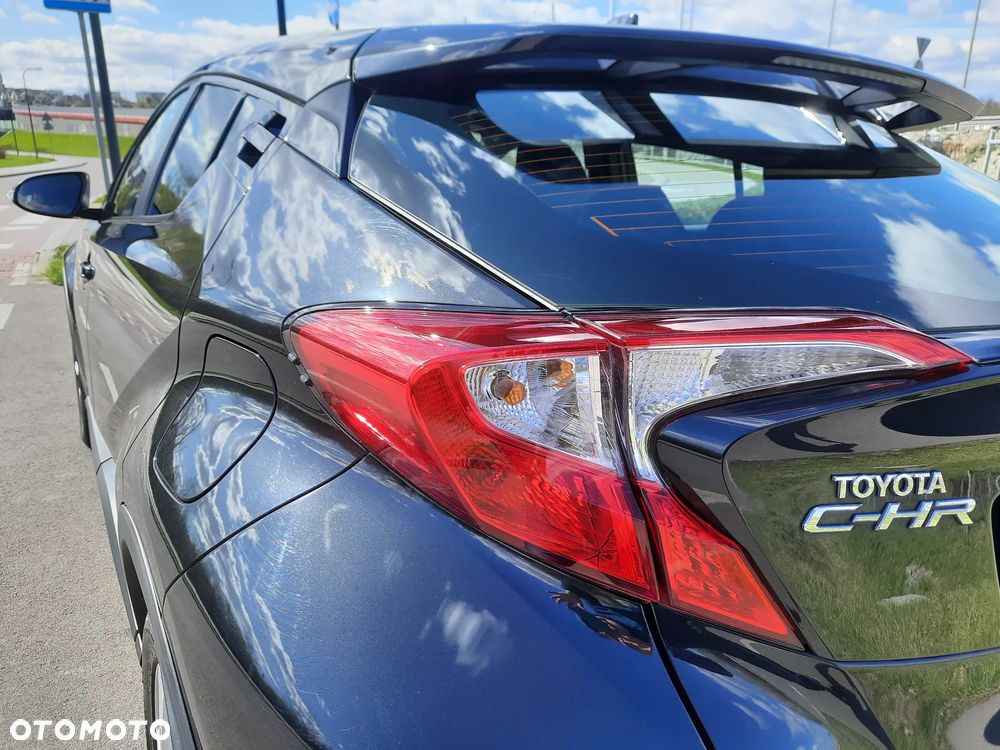 Toyota C-HR - 8