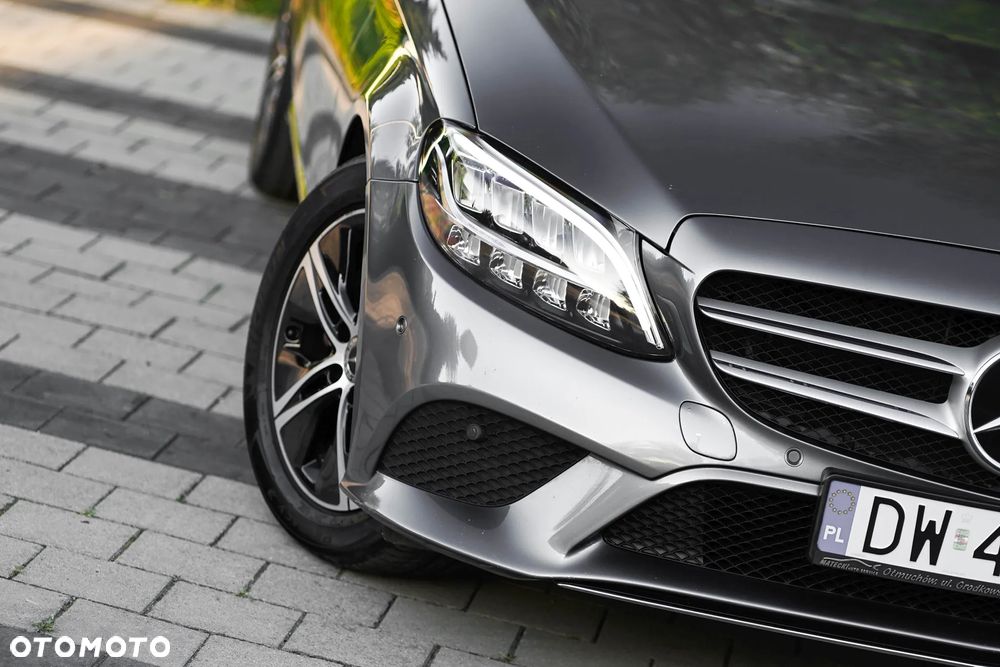 Mercedes-Benz Klasa C 200 d T 9G-TRONIC Avantgarde - 11