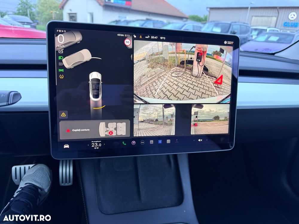 Tesla Model 3 - 14