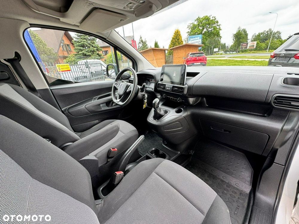 Opel Combo - 17