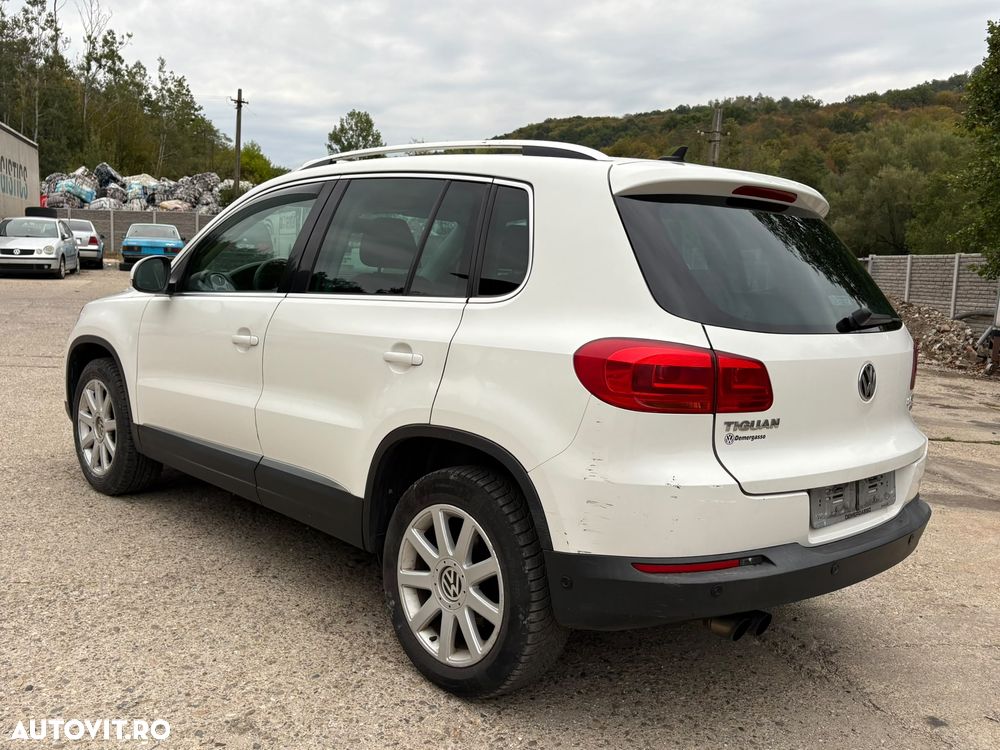 Volkswagen Tiguan - 6