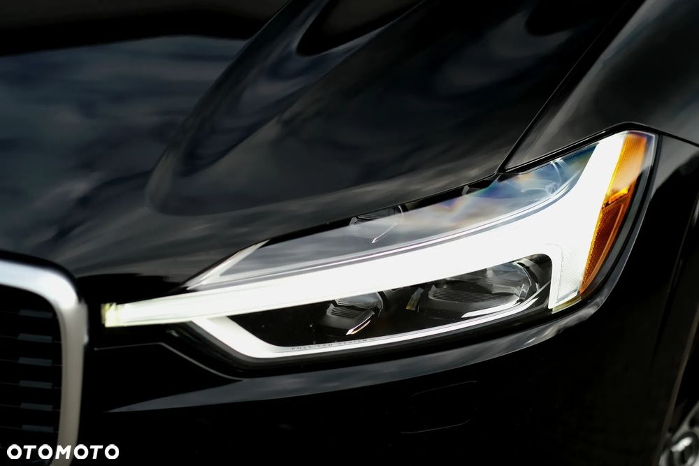 Volvo XC 60 T6 AWD Geartronic RDesign - 5