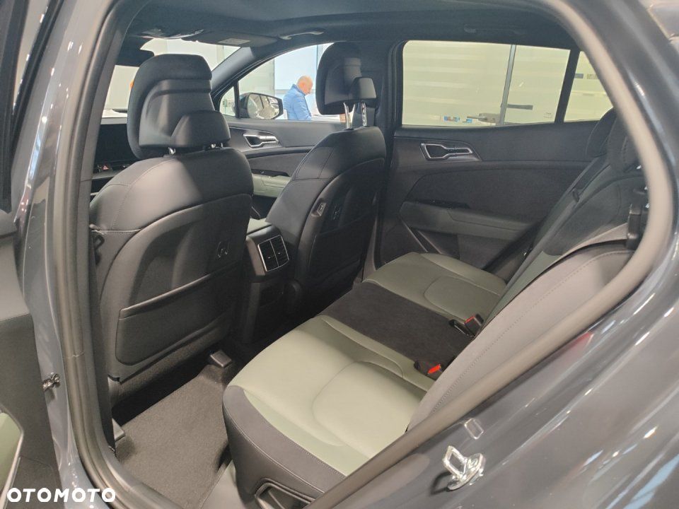 Kia Sportage - 12