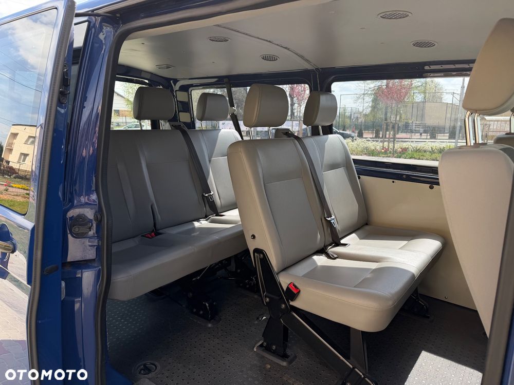 Volkswagen Transporter Lang EU5 Plus Trendline - 11