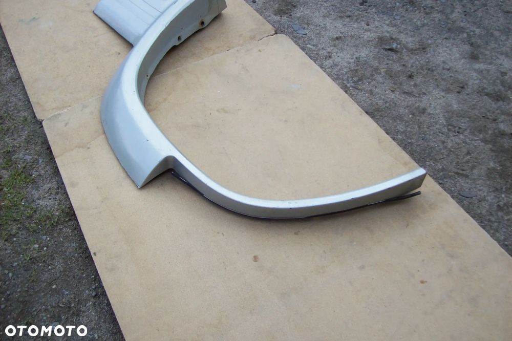 LISTWA NAKŁADKA L.TYŁ MITSUBISHI PAJER II 5DRZWI - 4