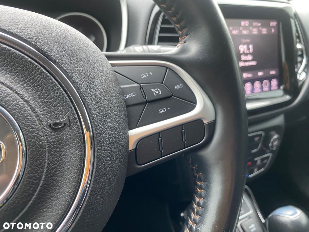 Jeep Compass - 13