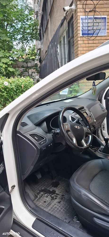 Hyundai ix35 1.7 CRDI 2WD GLS Style - 9