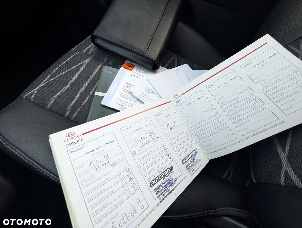 Kia Venga 1.6 L - 33