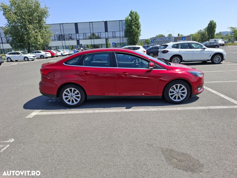 Ford Focus 1.5 EcoBoost Titanium - 3