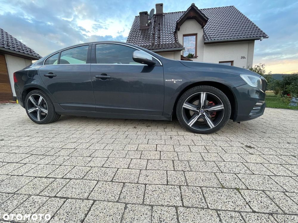 Volvo S60 D4 Drive-E R-Design Kinetic - 2