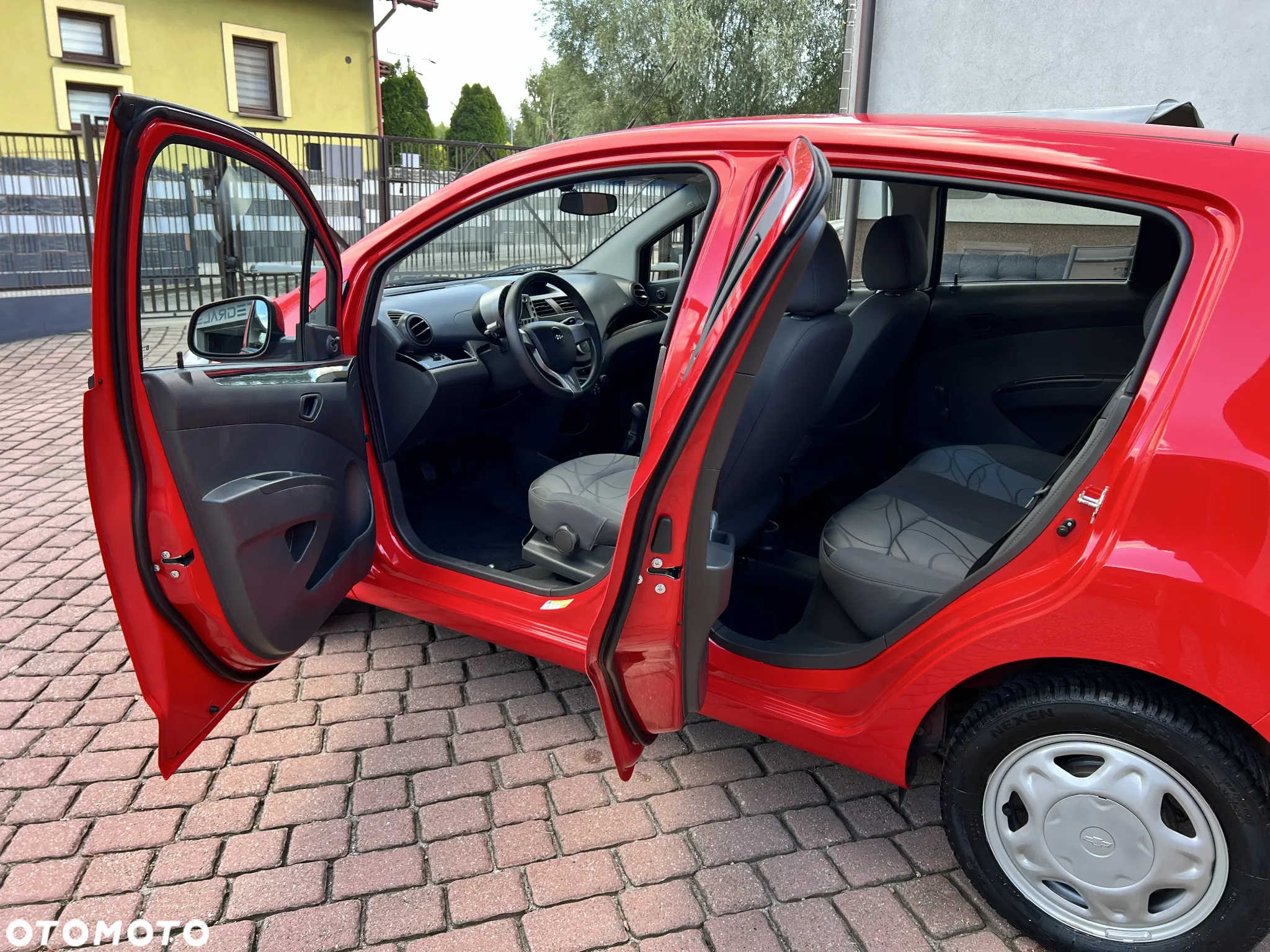 Chevrolet Spark 1.0 LS+ - 32