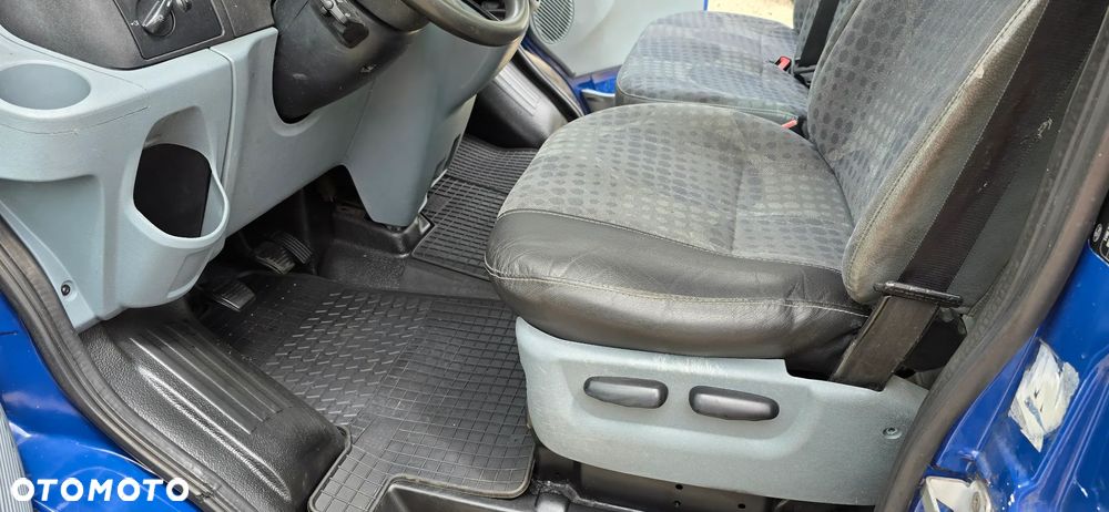 Ford Transit - 9