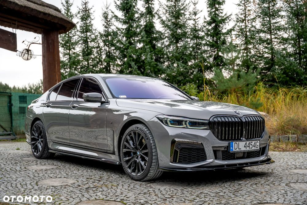 BMW Seria 7 750Ld xDrive sport - 11