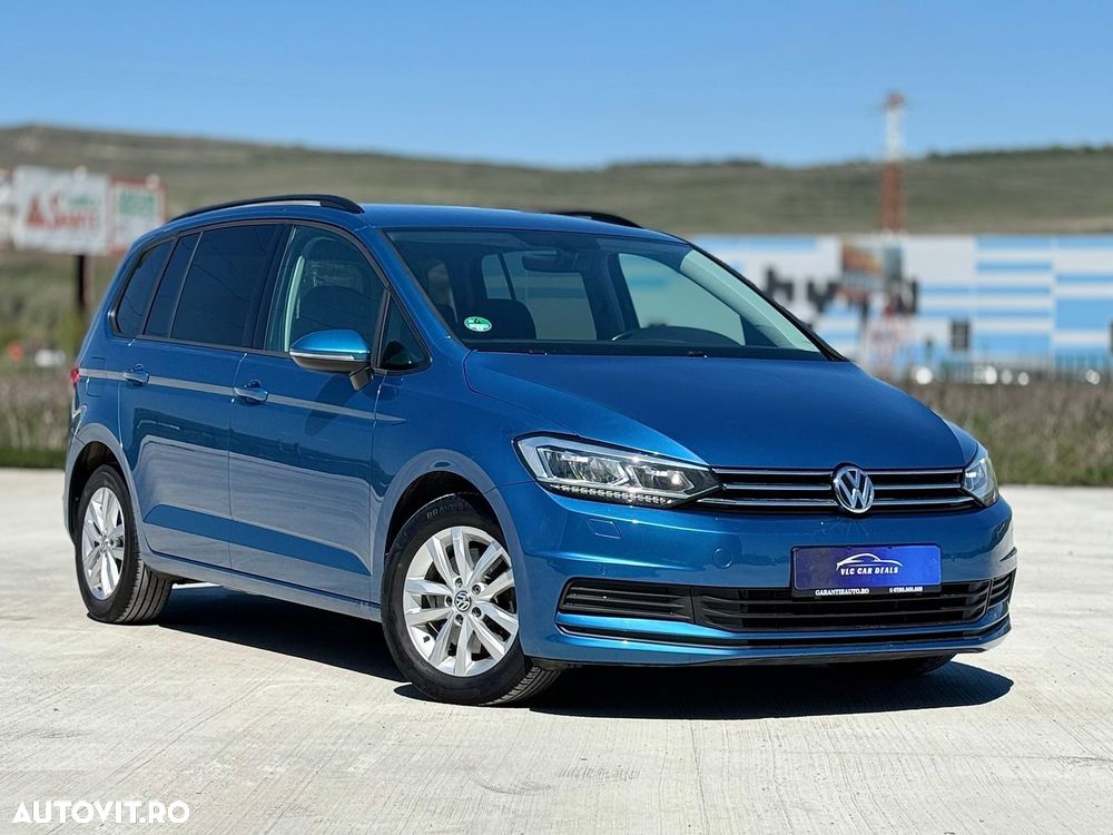 Volkswagen Touran - 2