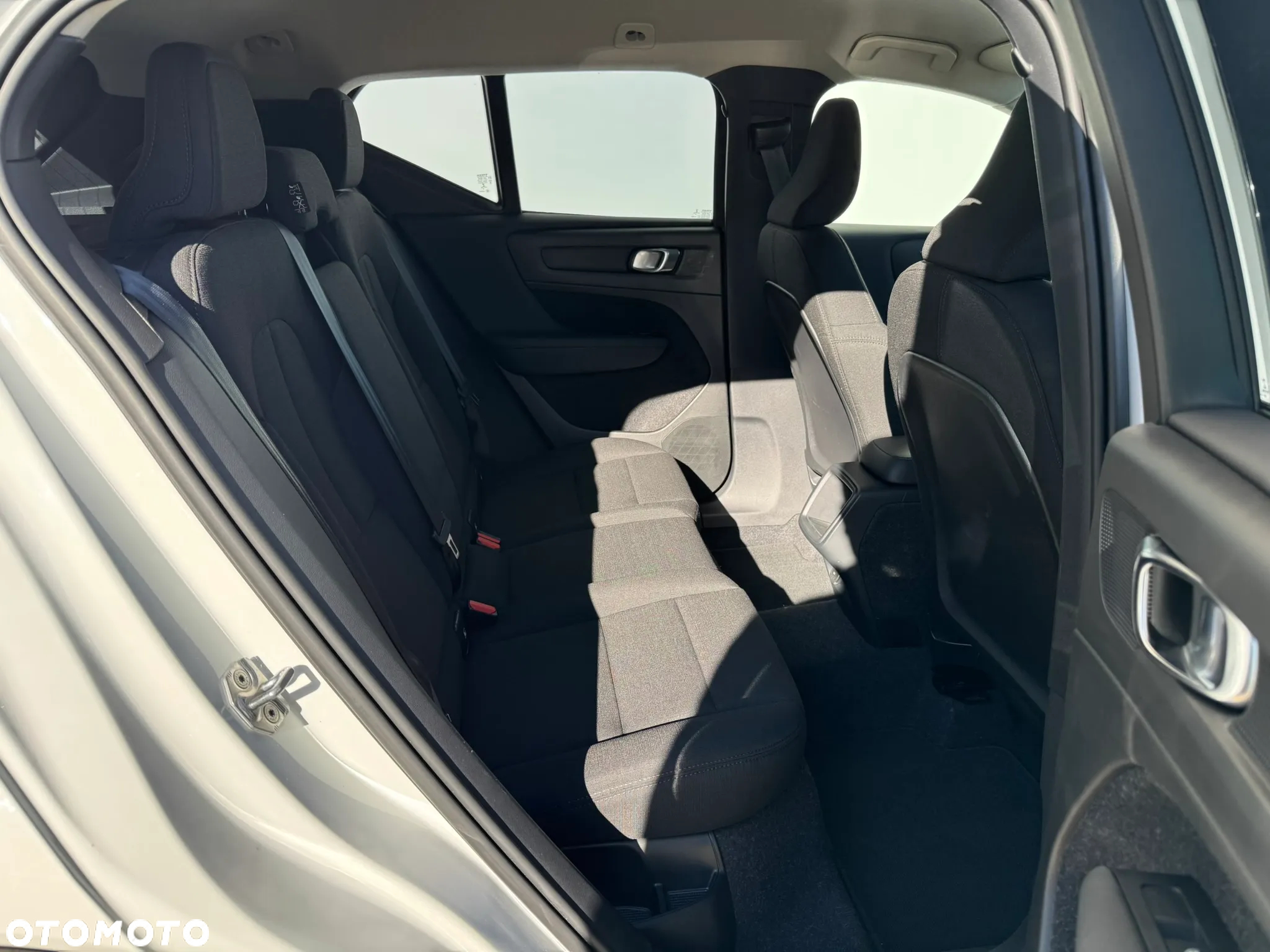 Volvo XC 40 T3 Momentum Core - 11