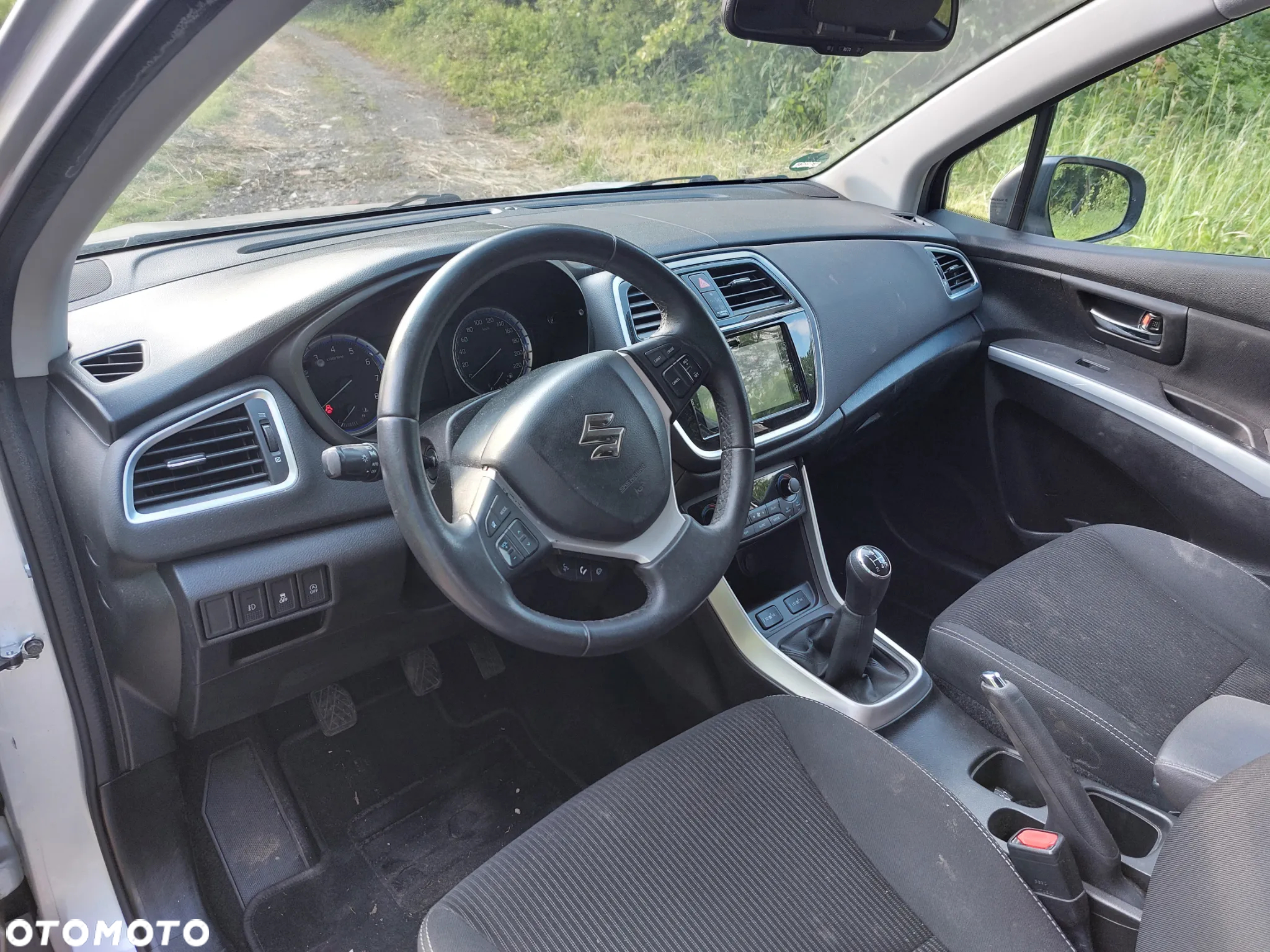 Suzuki SX4 S-Cross 1.0 T Premium - 9