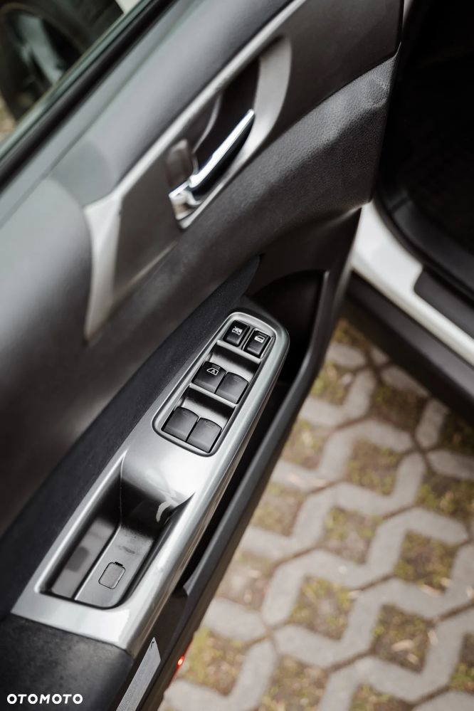 Subaru Forester 2.0D XE 000 - 19