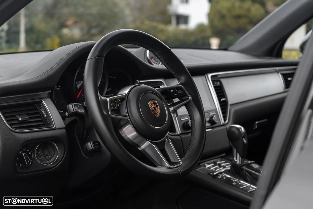 Porsche Macan GTS - 15