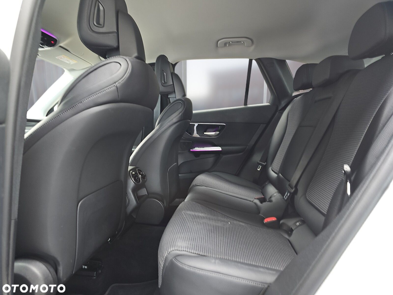 Mercedes-Benz GLC 300 e 4-Matic Avantgarde - 11