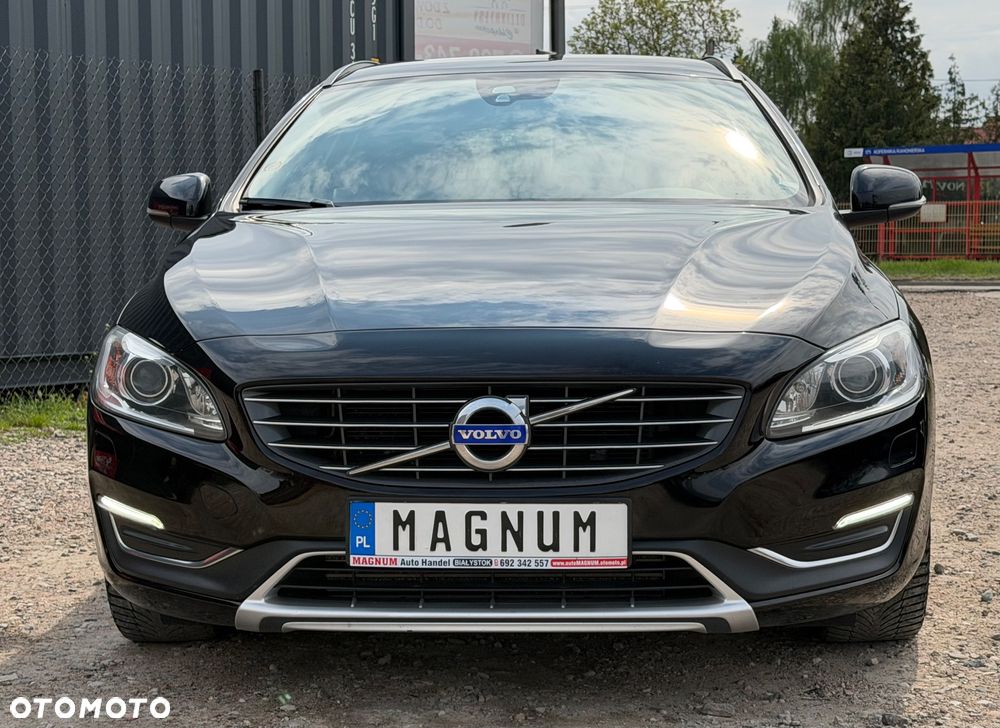 Volvo V60 D4 Drive-E Momentum - 25