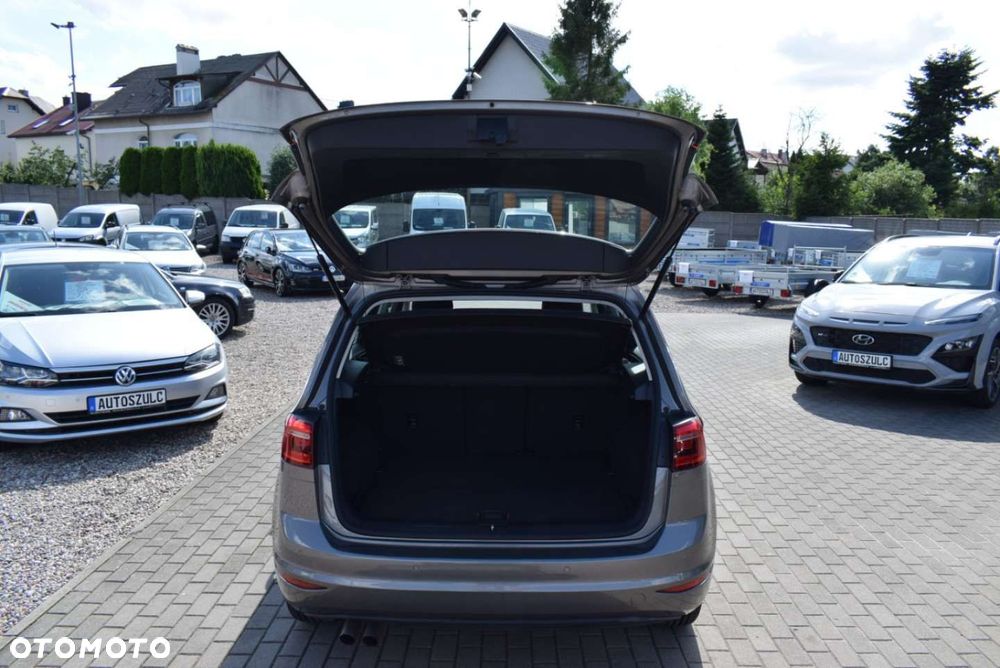 Volkswagen Golf Sportsvan - 12