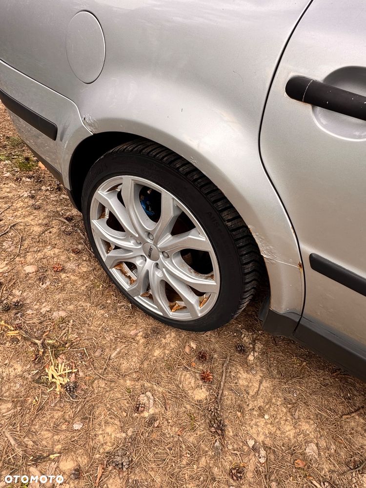 Volkswagen Passat 2.0 Basis - 4