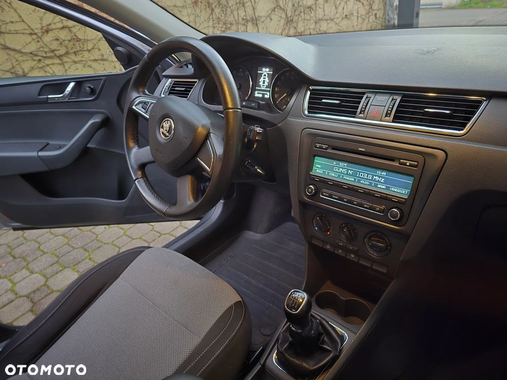 Skoda RAPID 1.2 TSI Elegance - 14