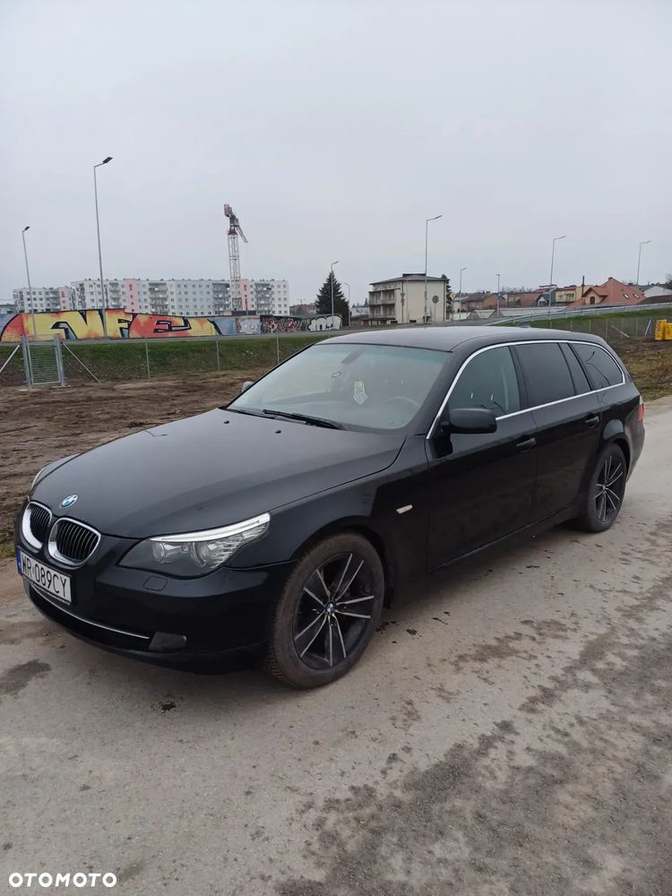BMW Seria 5 530d xDrive - 13