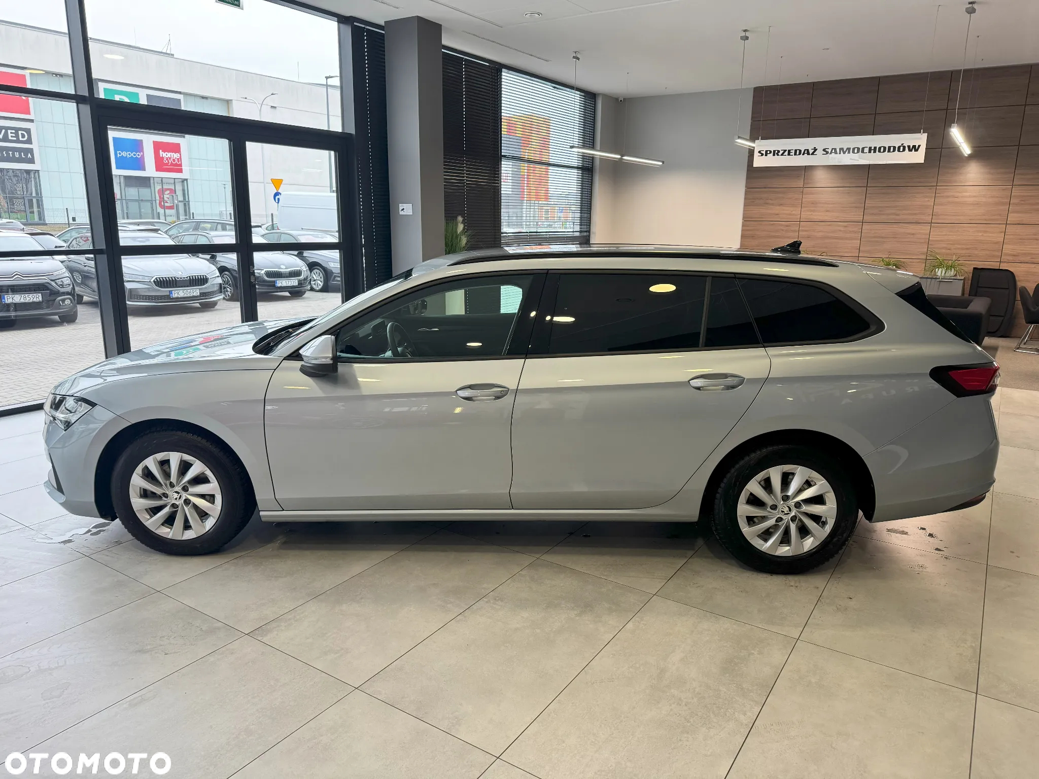 Skoda Superb 2.0 TDI SCR Essence DSG - 4