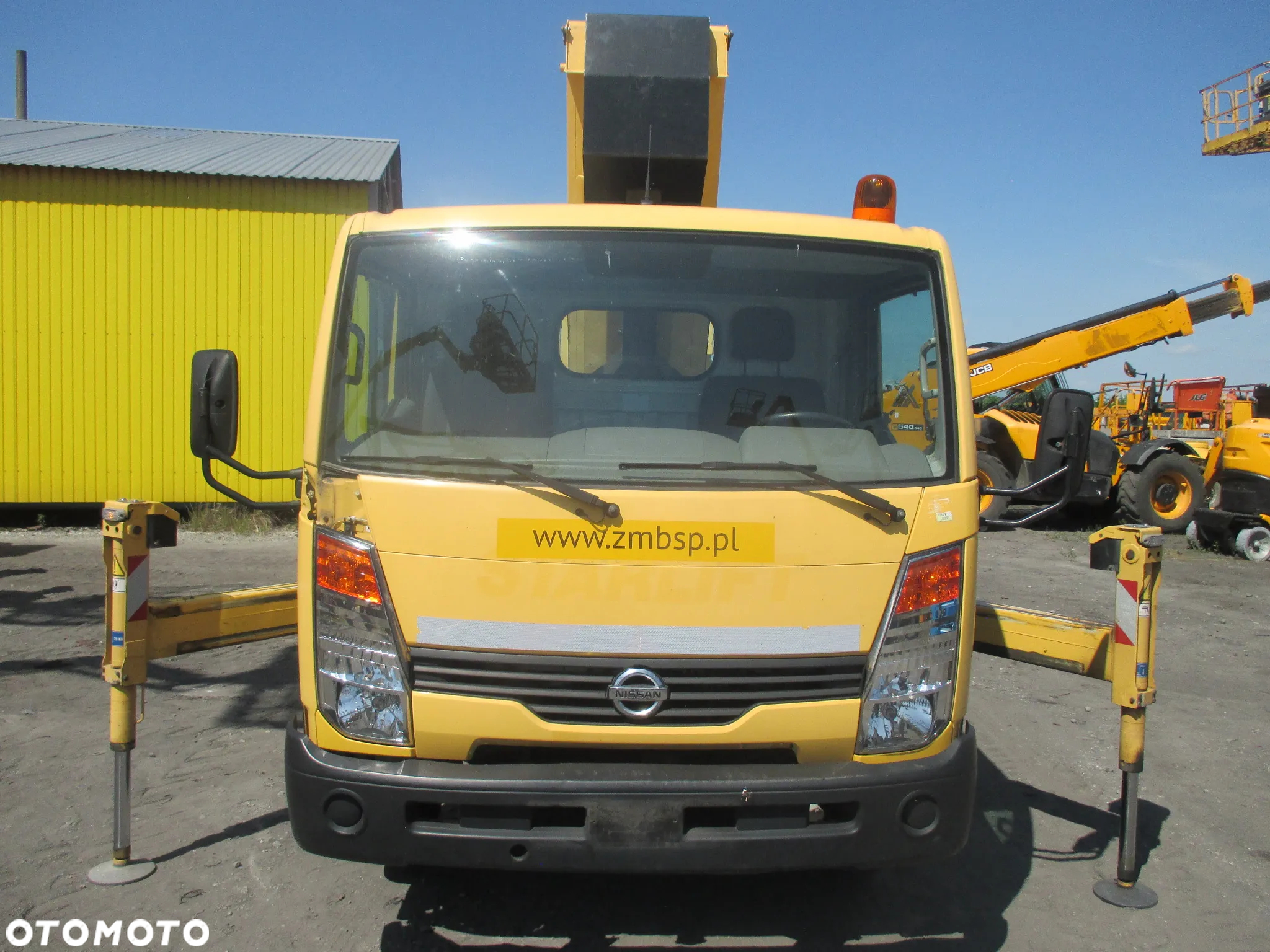 Nissan Ruthmann TB270 - 9