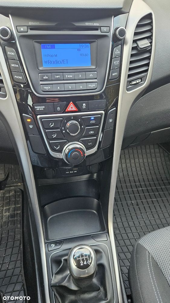 Hyundai i30 blue 1.6 GDI Trend - 20