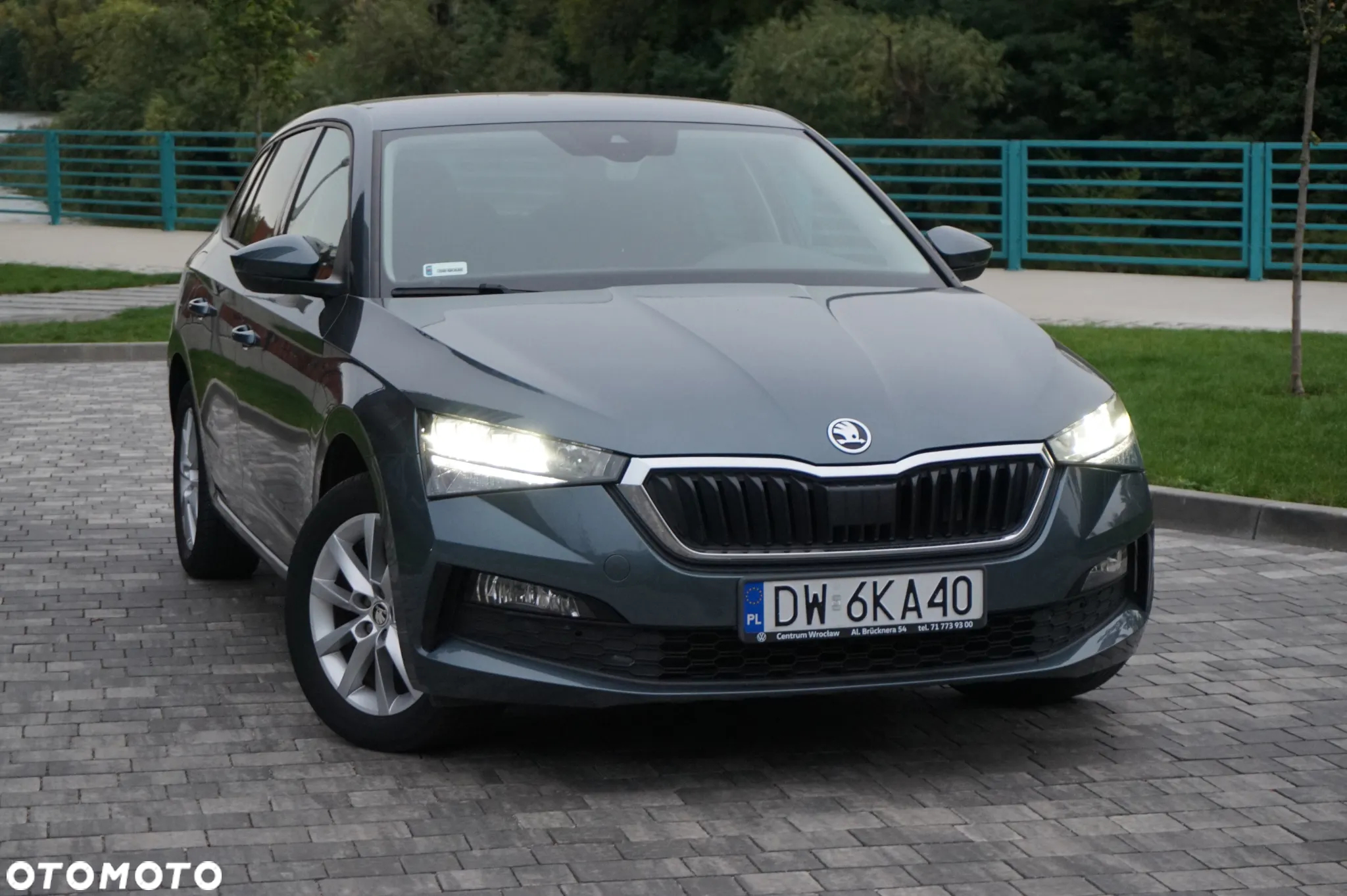 Skoda Scala ver-1-0-tsi-ambition - 2