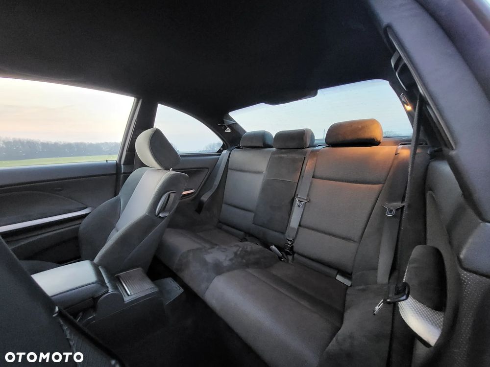 BMW Seria 3 320td - 11