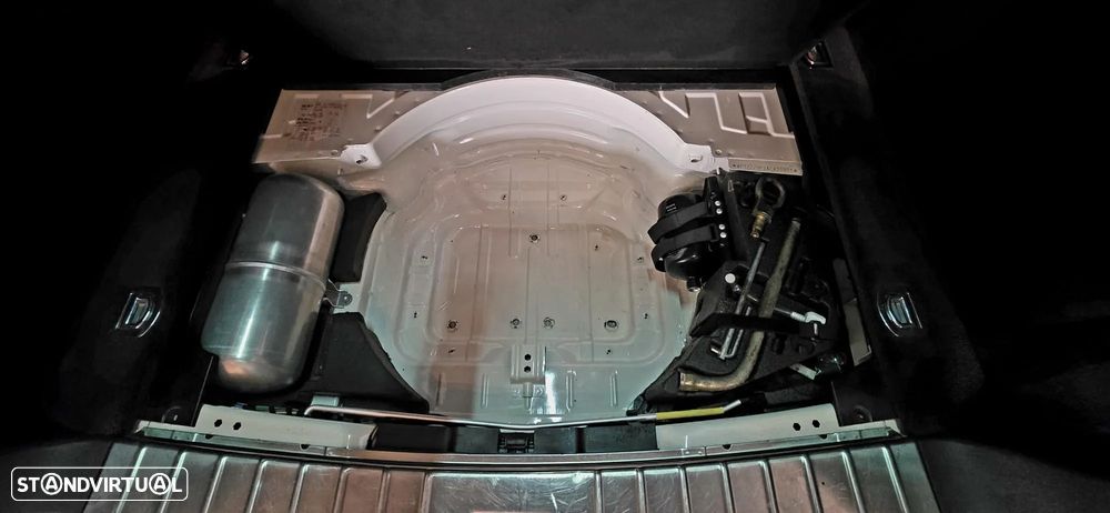 Porsche Cayenne Diesel Tiptronic S - 25