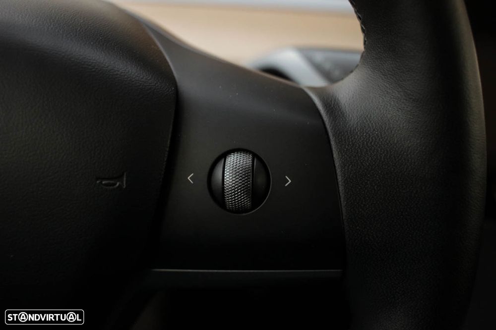 Tesla Model 3 Long Range Tração Traseira - 17