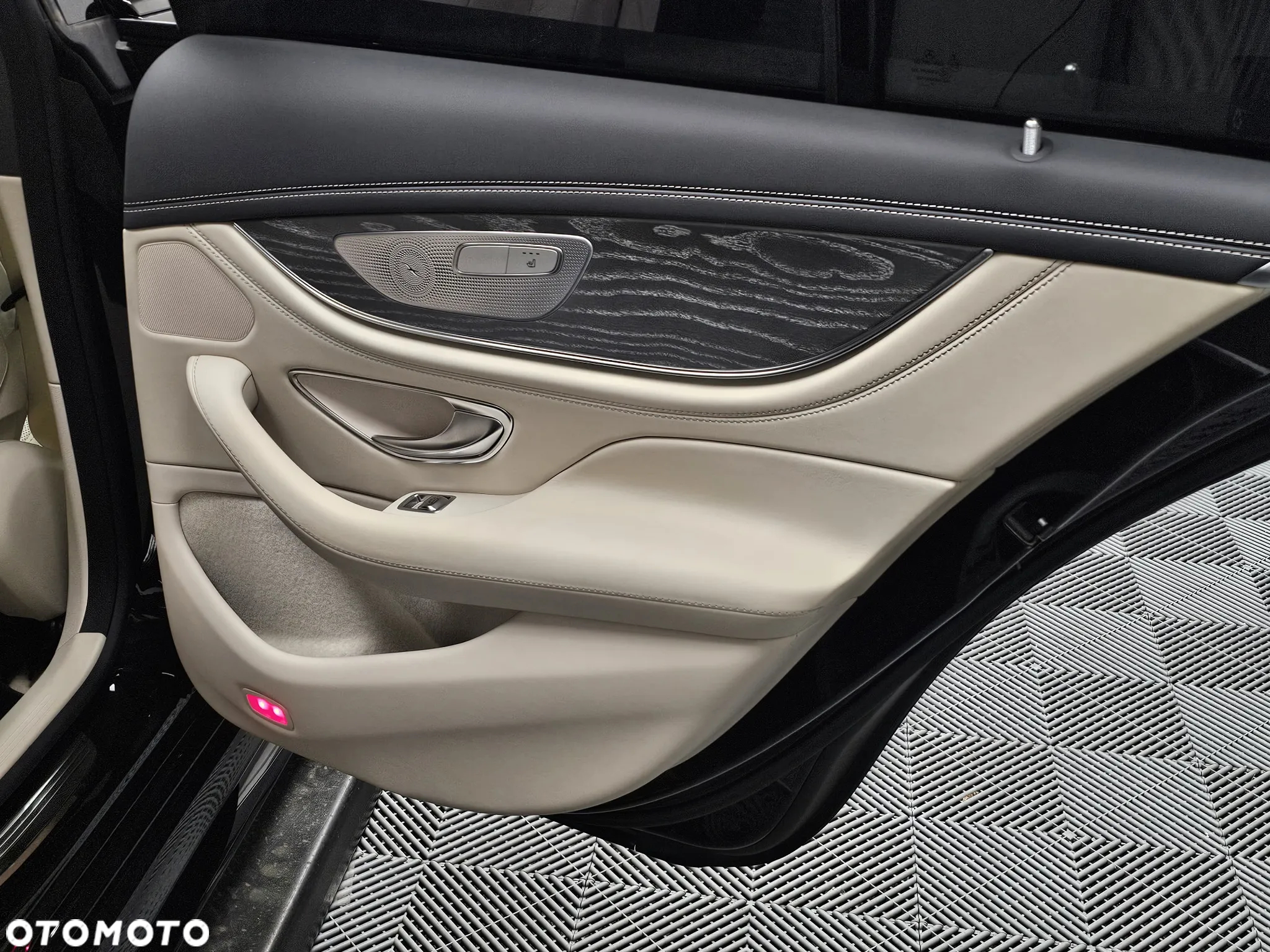 Mercedes-Benz AMG GT 53 4-Matic+ - 21