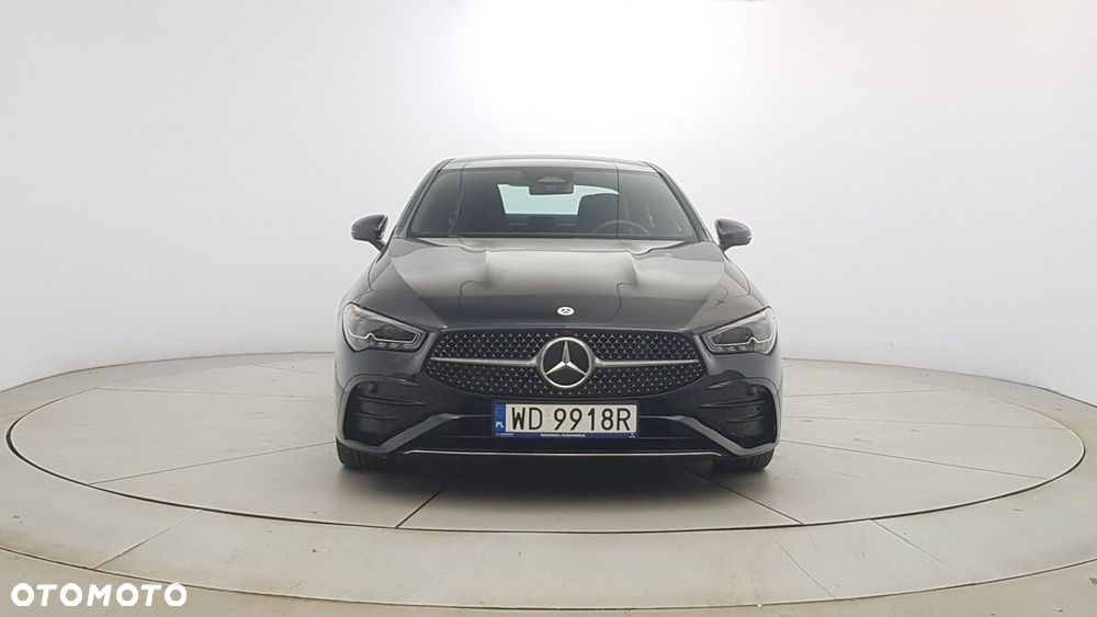 Mercedes-Benz CLA - 2