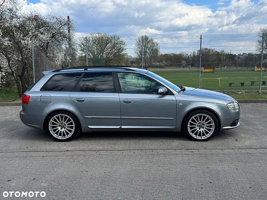 Audi A4 Avant - 4