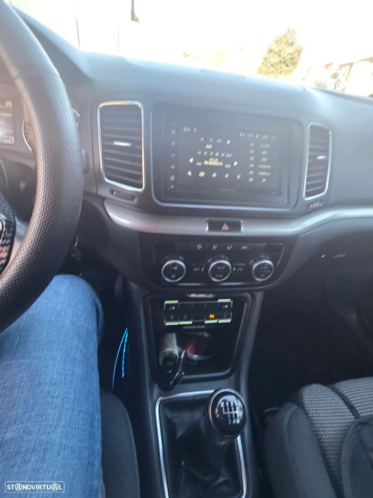 Volkswagen Sharan 2014 photo 3