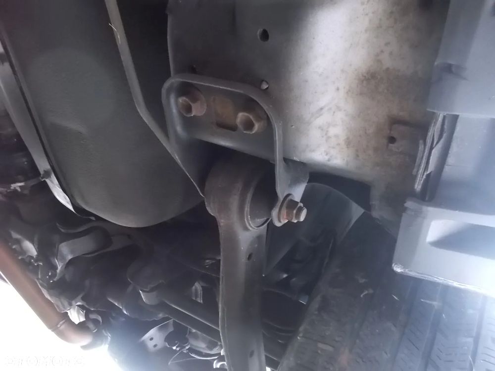 Suzuki Grand Vitara - 16